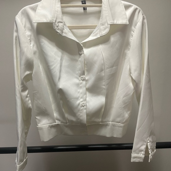 shirt - Picture 2 of 2